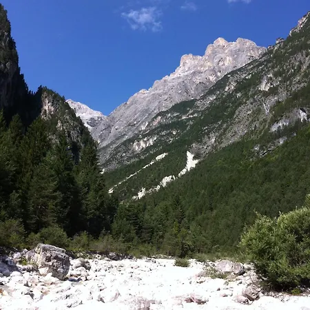Lavaredo-oasi Di Pace Tra Le Dolomiti